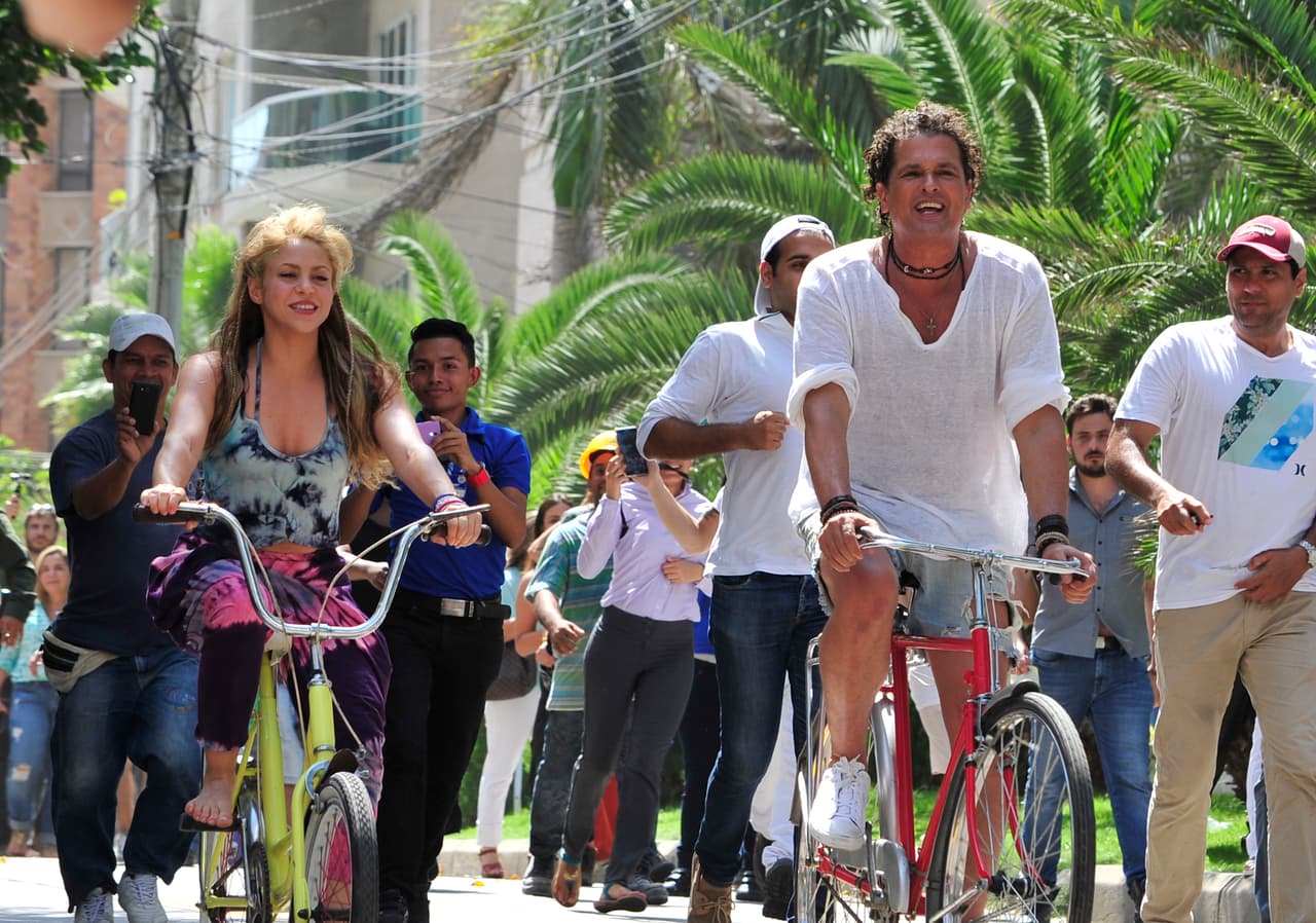 Carlos Vives y Shakira nos hablan de su bicicleta