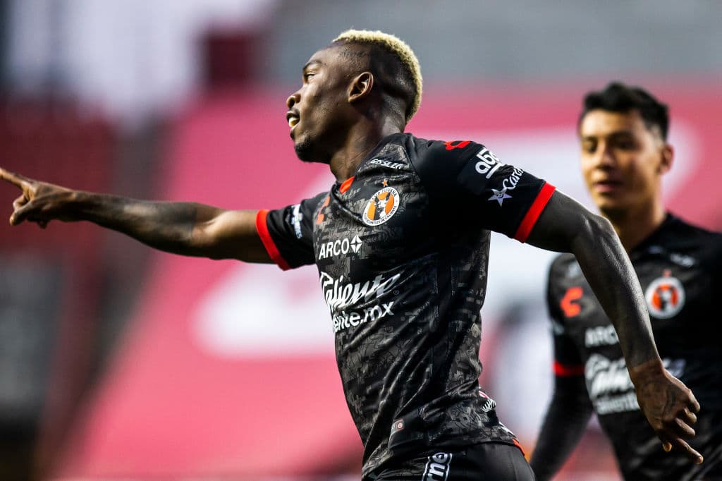 Fabián Castillo (3’) adelantó a los locales muy temprano en el partido.