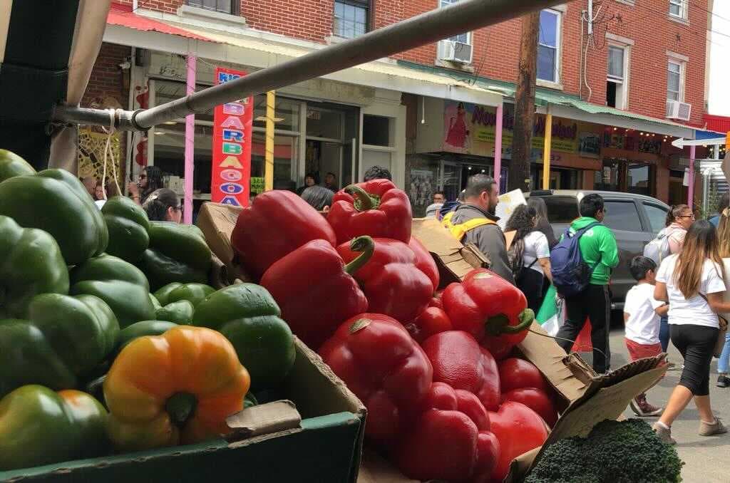 Empledos de restaurantes, agricultores, cocineros, activistas, trabajadores del campo de la salud y demás se unieron en una sola voz.