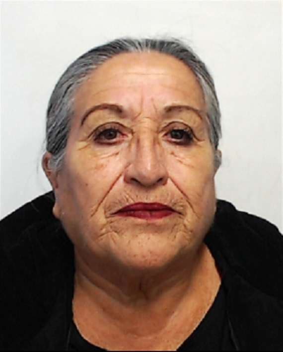 <h3 class="cms-H3-H3">Silvia del Valle Fernández</h3>
<br>
<br>La Interpol busca a esta argentina de 66 años
<a href="https://www.interpol.int/How-we-work/Notices/View-Red-Notices#2020-85538" target="_blank">por contrabando</a> del código aduanero en su país.
<br>