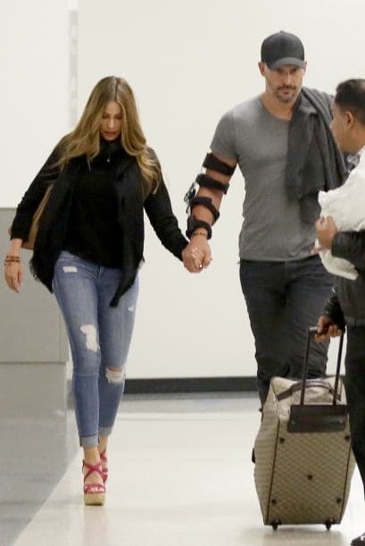 Por eso se aseguró en regalar a su flamante novia un anillote de 12 kilates.