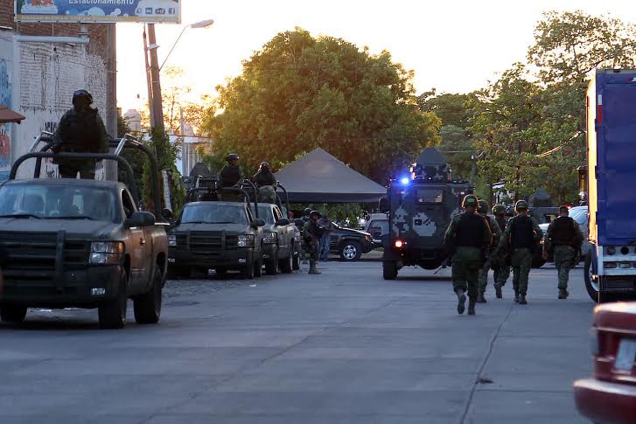 Tres años más tarde, en mayo de 2015, los gatilleros de ‘El Mencho’ volverían a incendiar más de una docena de automóviles en Guadalajara tras un enfrentamiento con las autoridades.