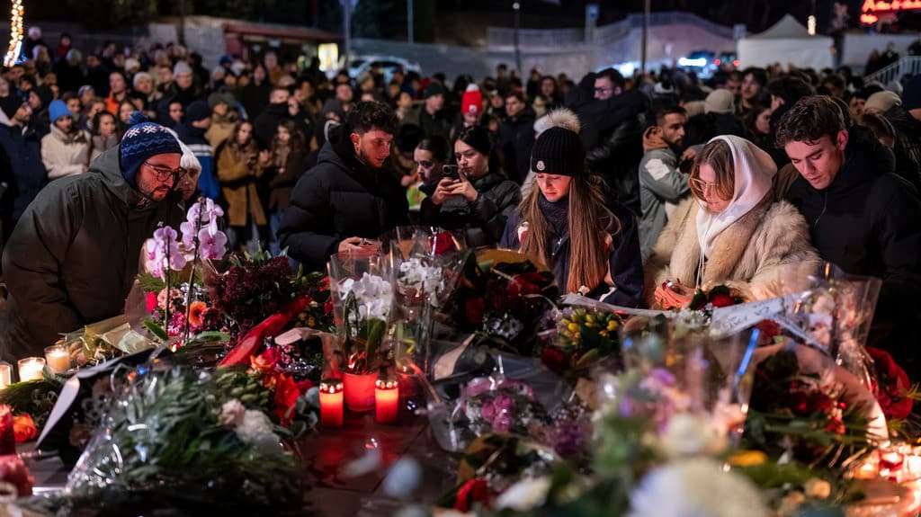 En un minuto: Identifican a la primera víctima del incendio de Año Nuevo en los Alpes suizos