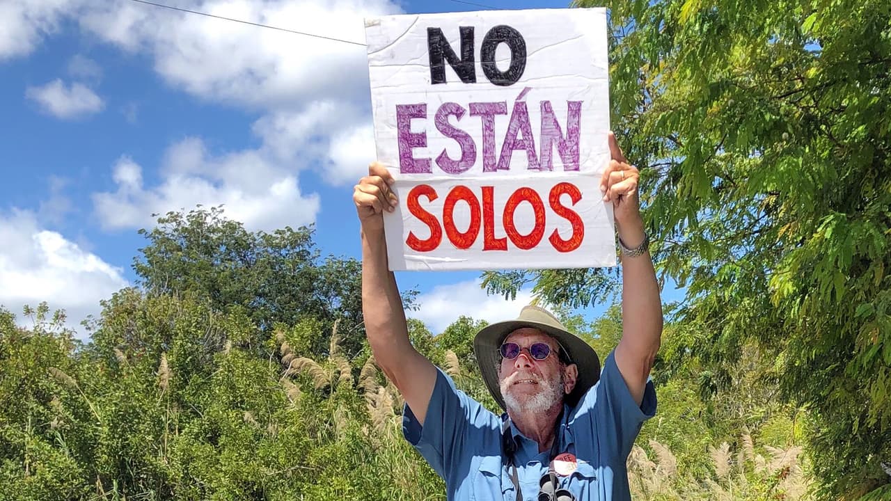 El hombre que lleva meses protestando para que cierren los centros de detención de niños migrantes