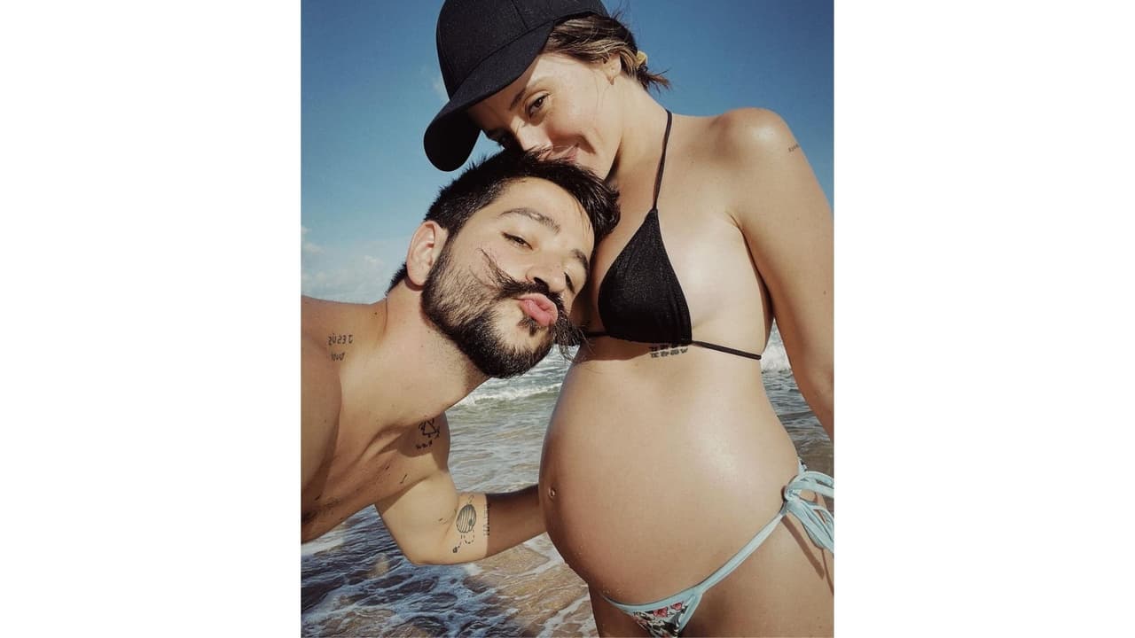 Sin duda, uno de los bebés más esperados en el mundo de la farándula este 2022 era
<b>Índigo</b>,
<b> hijo de Camilo y Evaluna. </b>La ‘power couple’ vivió un embarazo muy público, que inició con el lanzamiento de un tema musical del mismo nombre.