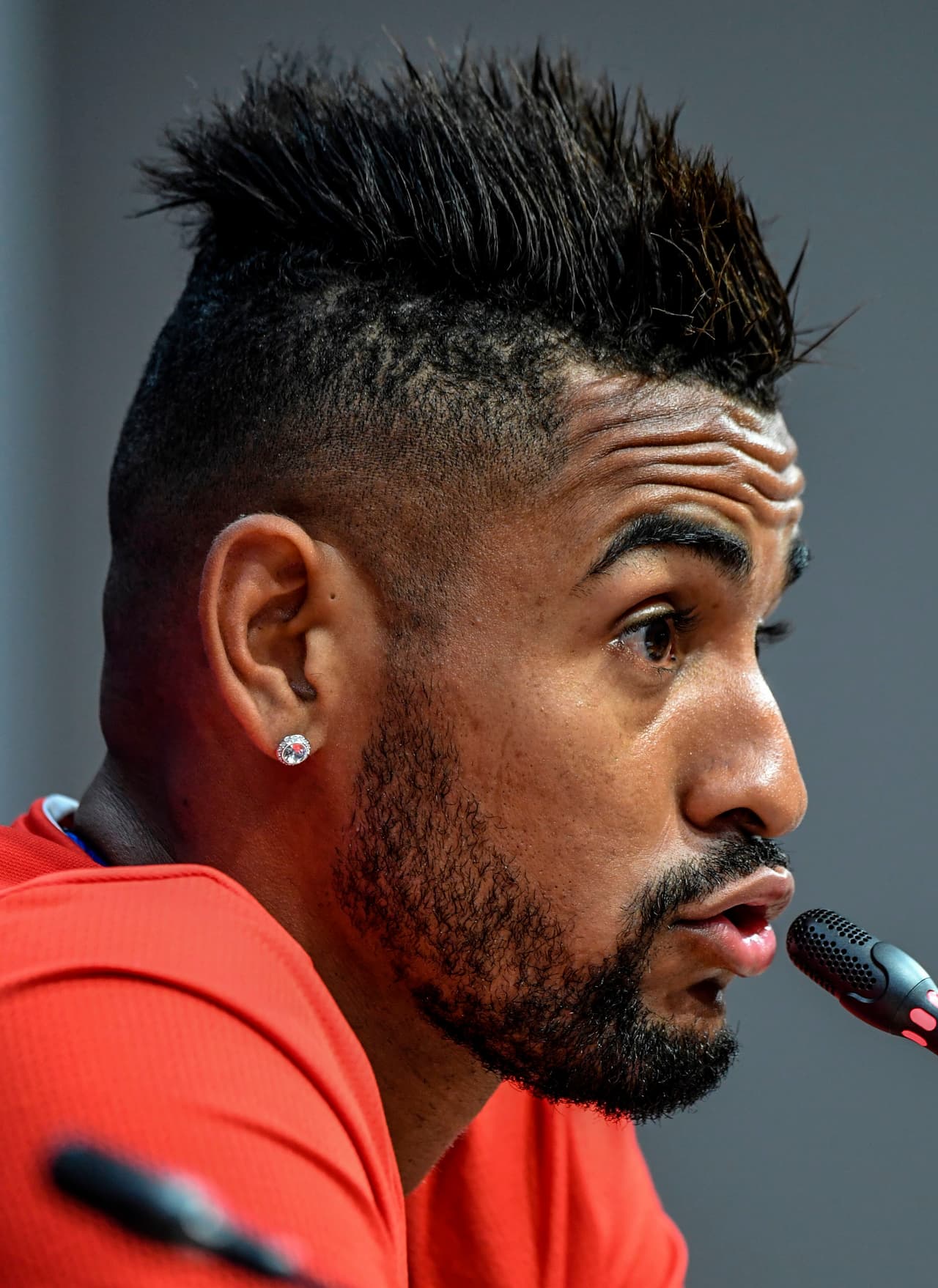 Otro que con su pelo lo dice todo es Anibal Godoy de Panamá.