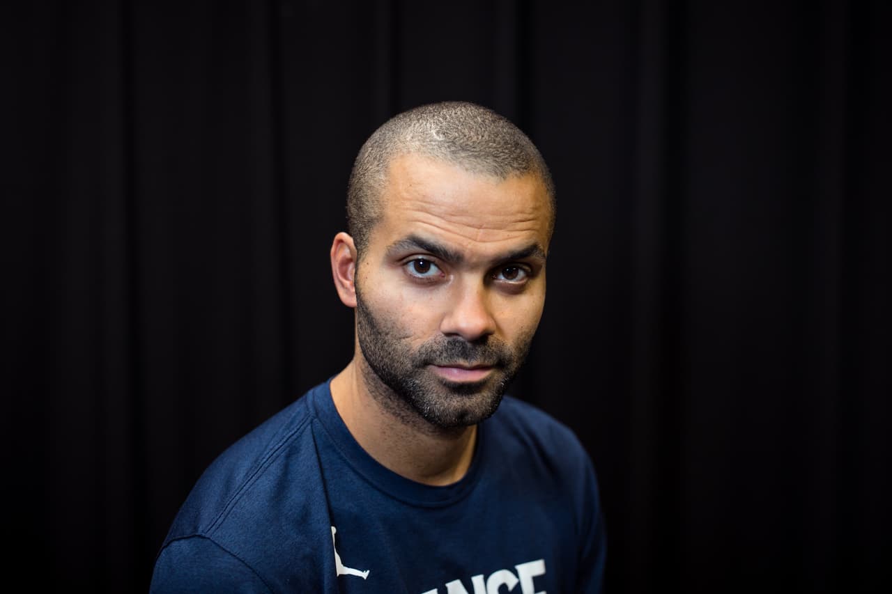 San Antonio shows love for Tony Parker