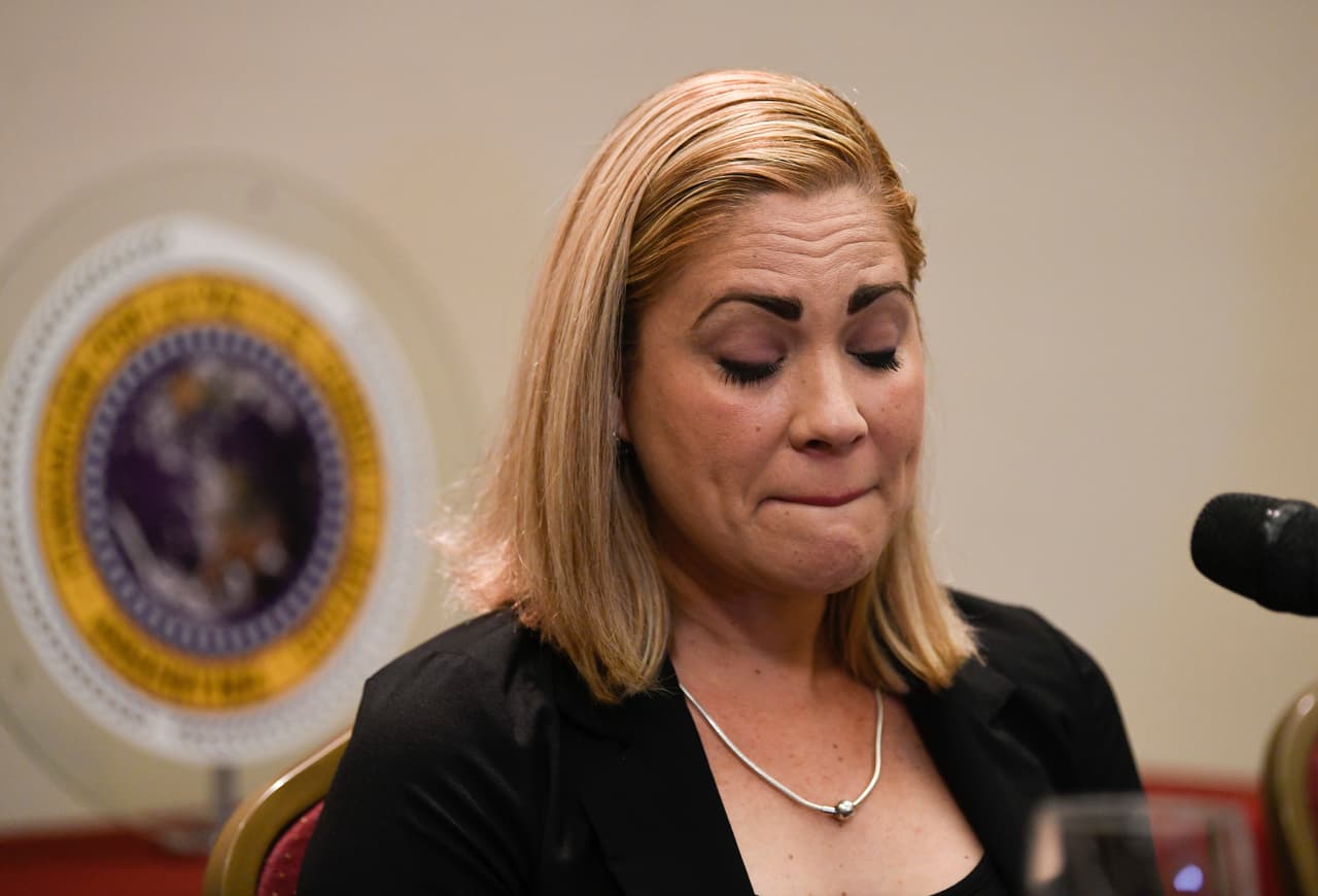 Mavys Álvarez en una conferencia de prensa en Buenos Aires, Argentina, el lunes 22 de noviembre.
<br>
<br>Cuenta que cuando tenía 16 años tuvo una relación con
<b>Diego Maradona </b>y ahora lleva ante la justicia argentina su denuncia por presunta trata de personas. Afirma que el fallecido futbolista la sometió a formas de violencia sexual y física.
<br>
<br>