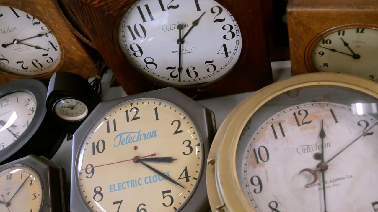 Este domingo 5 de noviembre hay que ajustar el reloj al terminar el horario de verano