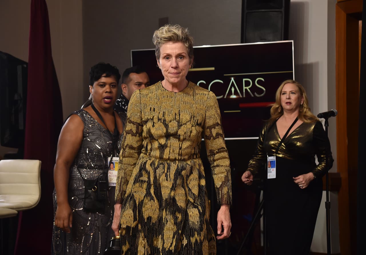 Le robaron el Oscar a Frances McDormand y no necesitó tres 'billboards' para recuperarlo