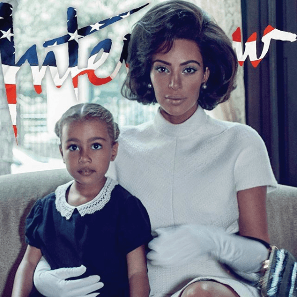 "La nueva primera dama de América, Kim Kardashian West, y su hija, North West", tituló la publicación bajo una imagen de Kim y su pequeña hija, misma que estuvo a cargo del retratista Steven Klein.