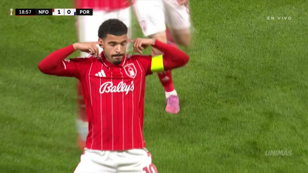 ¡GOL DE GIBBS-WHITE! Nottingham se adelanta frente a Porto con un penal en la Europa League