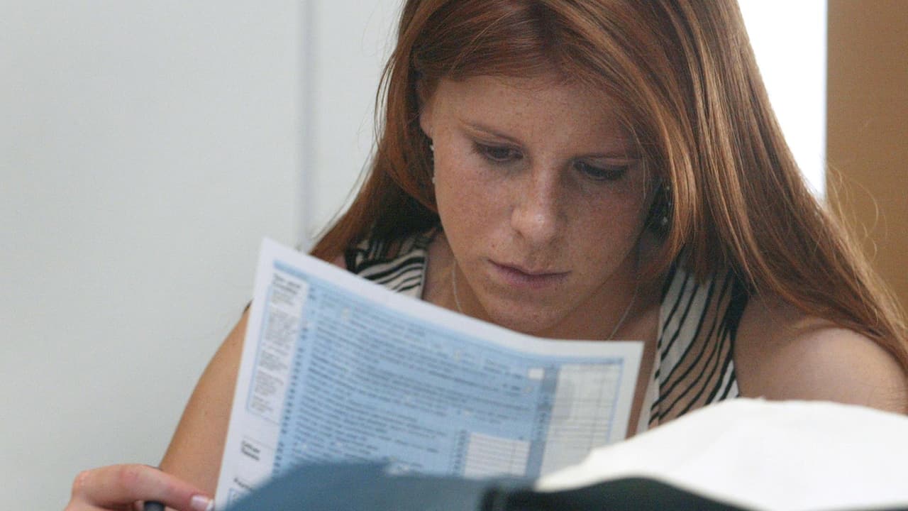 “Pueden perder la propiedad”, dijo Univision 34 Los Ángeles, Beatriz Camacho, experta en bienes raíces. Enfatizando que aquellos propietarios que califique para la ayuda del pago de impuestos a la propiedad deben solicitarla.