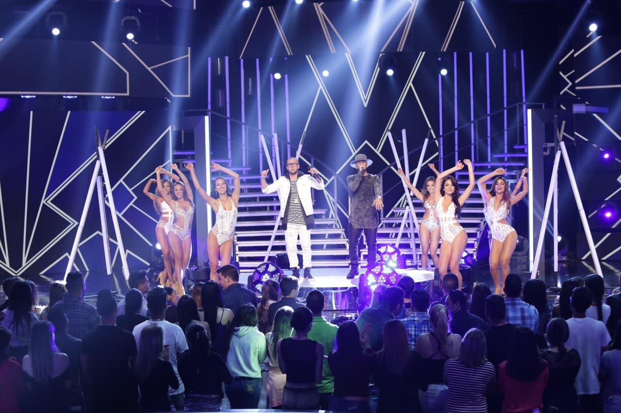 Las chicas vuelven a bajar del cielo con estos tremendos bikinazos.