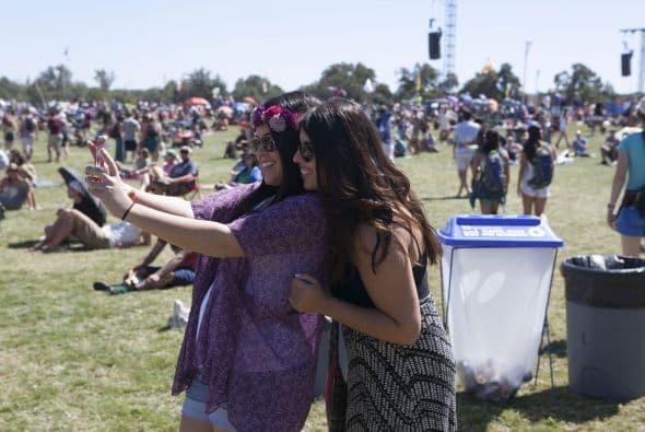 Miles de asistentes de todo el mundo disfrutaron de más de 180 presentaciones de bandas como Pearl Jam, Eminem y Outkast.