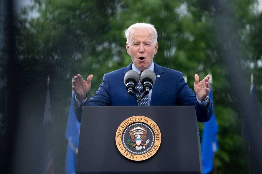 Biden celebra sus primeros 100 días de gobierno visitando Georgia, donde promovió su plan de infraestructura