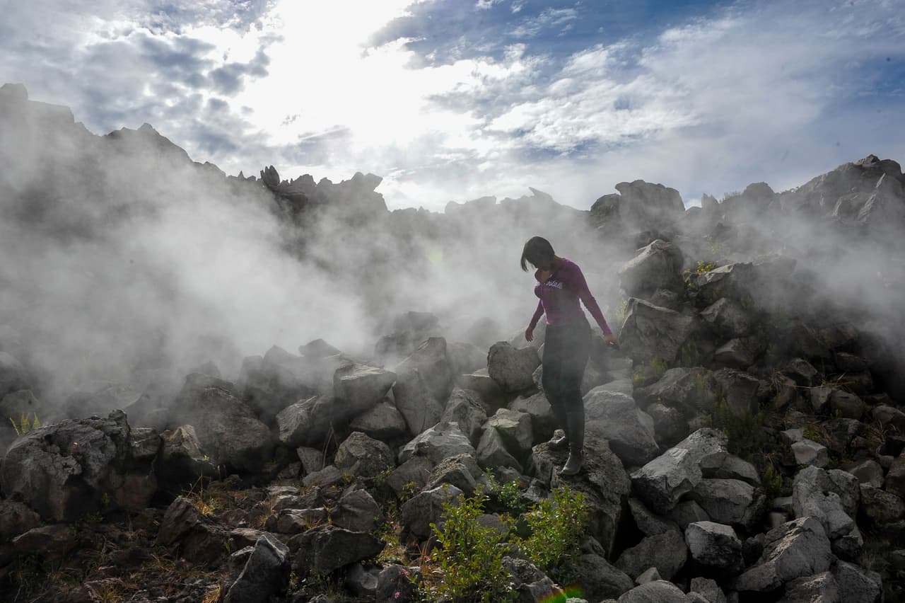 <b>2016</b>. Los alrededores del cráter del volcán, 73 años después de terminar la erupción.