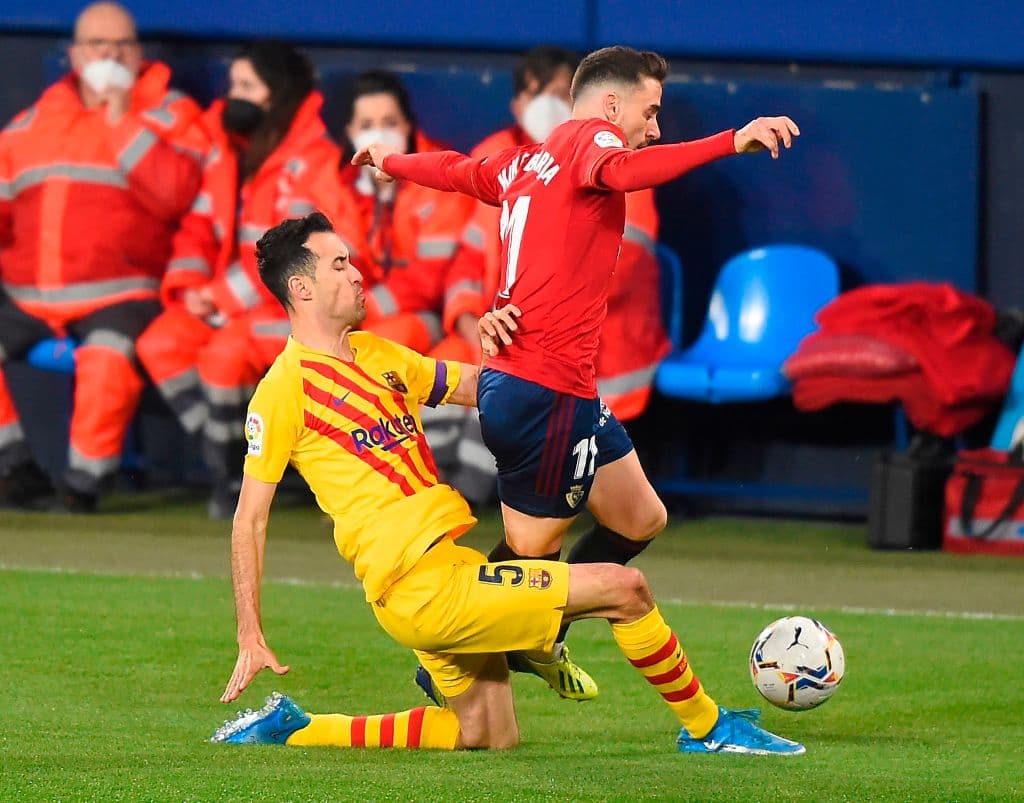 Jordi Alba (30’) inauguró el marcador y Moriba (83’) hizo el tanto que sentenció el partido. Los blaugranas llegaron a 56 unidades, mientras que Osasuna se queda en 28. Los culés buscarán la remontada ante el PSG (4-1) para acceder a los Cuartos de la UEFA Champions League.