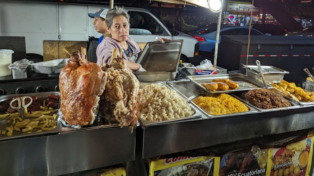 Desalojan puestos de comida en Queens por sanidad urbana