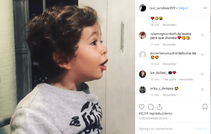 “
<b>Evan es un logro</b>, una bendición en nuestra vida”, dijo.