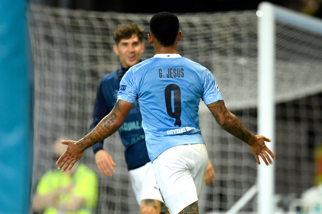 Finalmente, Gabriel Jesús al 68’ hizo el 2-1 y el global se ponía 4-2.