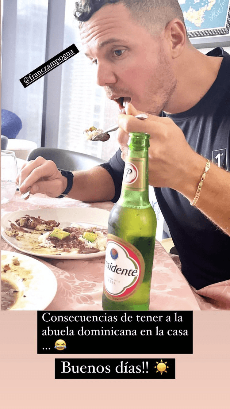 Pero además, compartía que no sólo ella, sino también su espos Franceso, gozaban de tener a doña Divina con ellos y degustar su deliciosa comida dominicana.