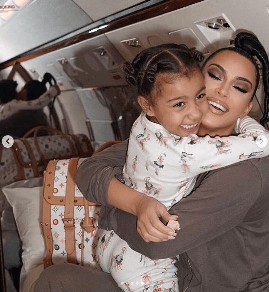 <b>“Actúa como hija única, </b>creo que está un poco confundida”, comentó la esposa de Kanye West.