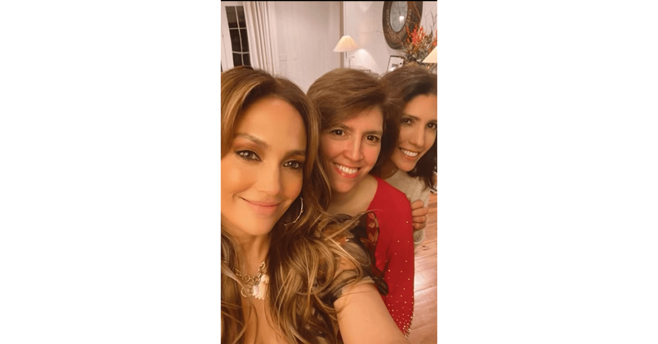 Jennifer Lopez y sus hermanas