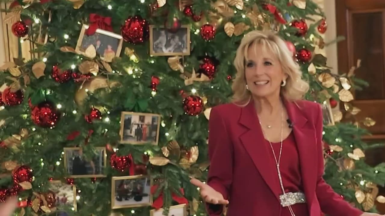 Jill Biden nos llevó en un recorrido por la encantadora decoración navideña de la Casa Blanca