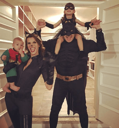 Este Halloween fue muy especial para Alan. Esta vez el pequeño Liam se sumó a esta divertida tradición.