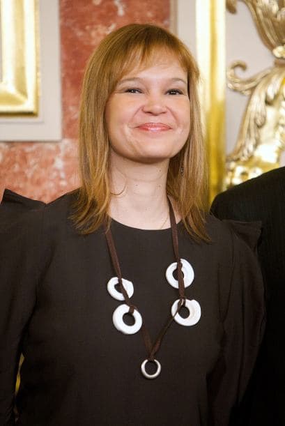 Las cifras oficiales mencionadas por la ministra de Sanidad, Leire Pajin, señalan que 'unas 50,000 personas mueren cada año en España debido a enfermedades relacionadas con el tabaco. Unas 1,200 de esas muertes corresponden a fumadores pasivos'.