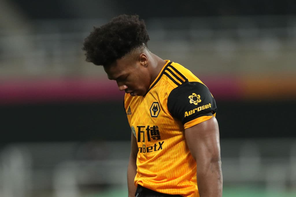 Los Wolves de Raúl Jiménez rescatan empate ante Newcastle