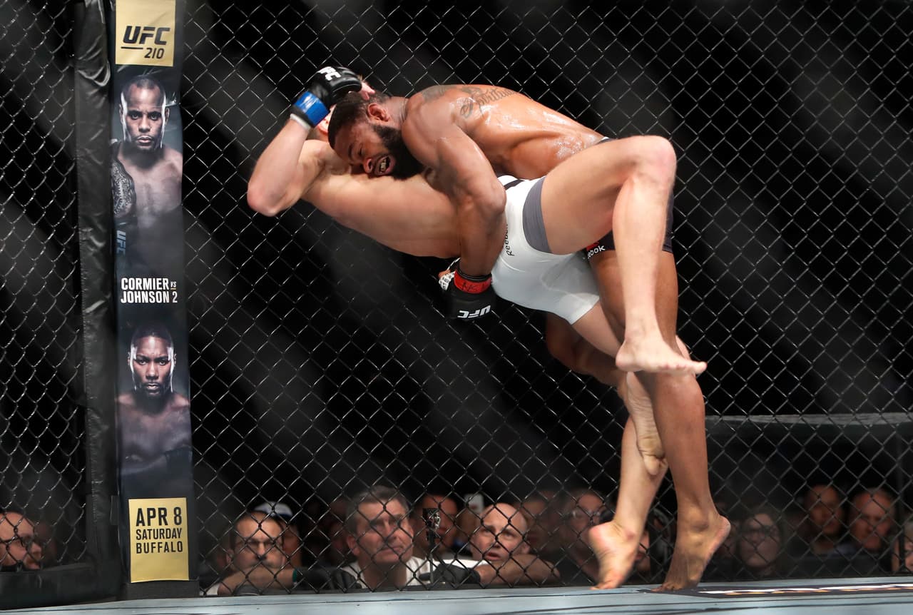 El estilo de karate de Stephen Thompson no fue suficiente para arrebatarle el cetro welter a Tyron Woodley.