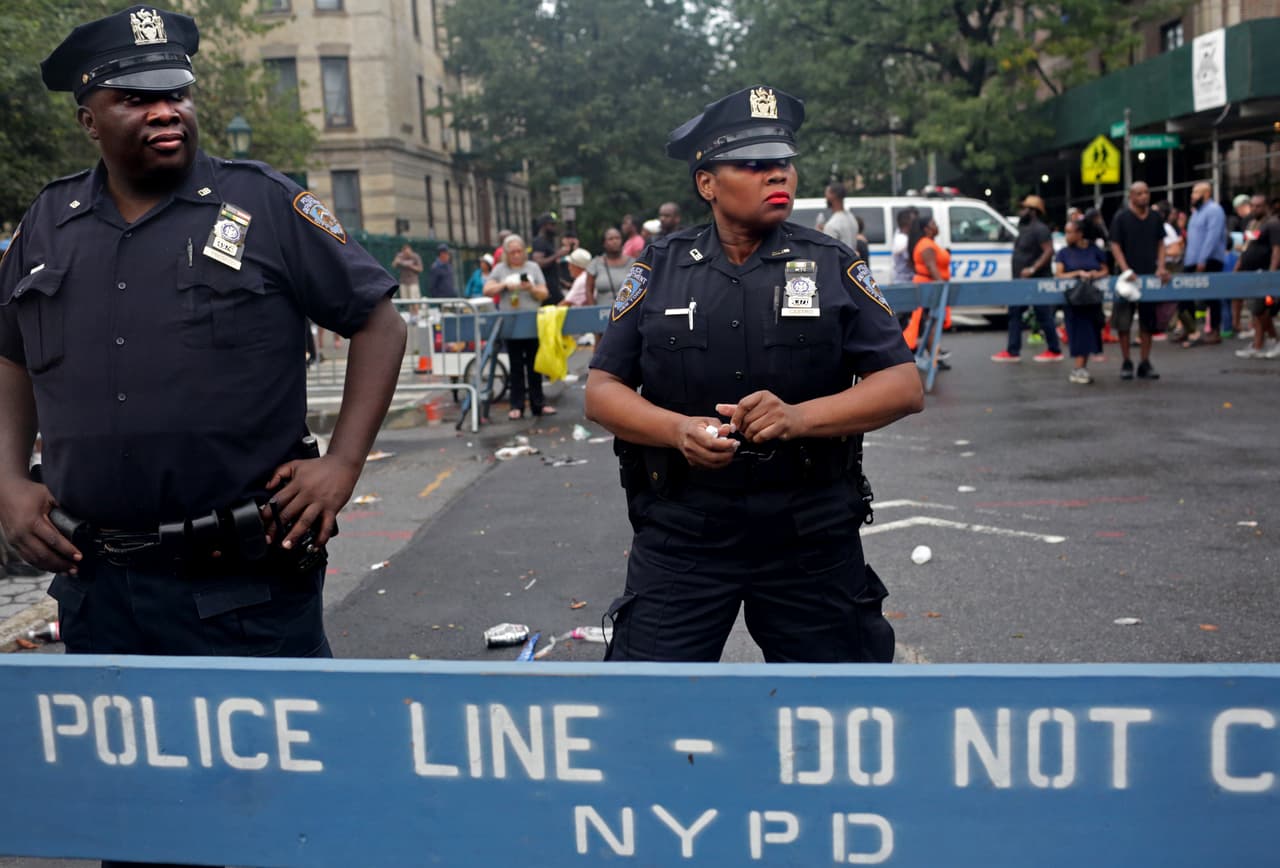 La policía se mostró extra vigilante este año, ya que el Desfile de las Antillas ha sufrido un legado de violencia en las últimas décadas.