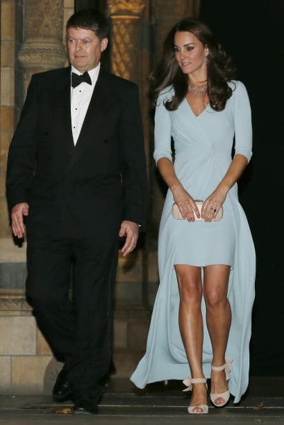 ¿No les parece sospechoso que la famosa haya elegido el tono azul para este evento?