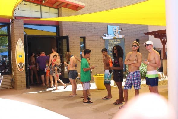 Una tremenda "Fiesta de Verano" disfrutaron cientos de personas en "Wet 'n' Wild, donde estuvieron presentes los talentos de nuestras emisoras de Uforia. 