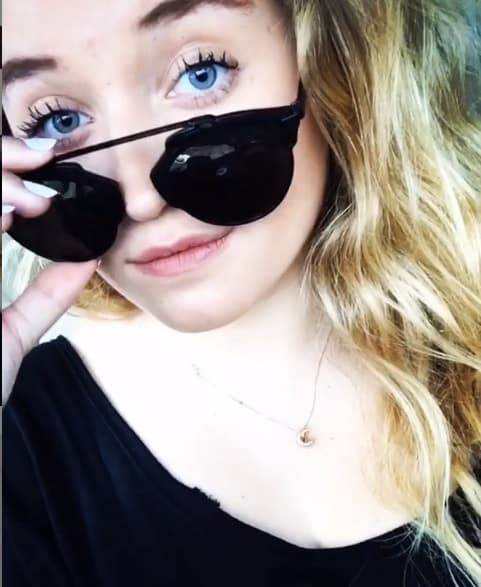 Fernanda desea ser cantante profesional como su primo Cristian, 
<b><a href="https://www.univision.com/programas/novelas/veronica-castro-recordo-cuando-se-convirtio-en-maria-victoria" target="_blank">su tía Verónica Castro</a></b> e, incluso, su propia madre, Angélica Rivera, quienes han incursionado en la música en algún momento de sus carreras.