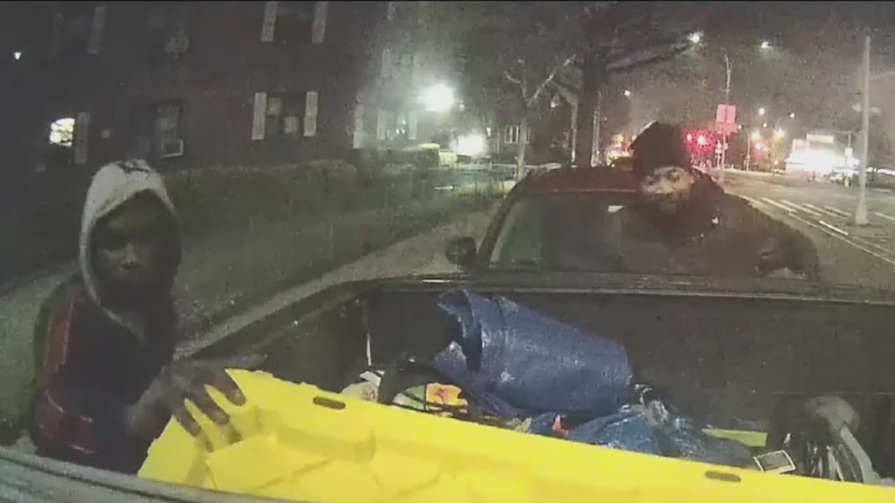 Captados en video ladrones acusados de robar equipos de construcción por valor de $48,000 