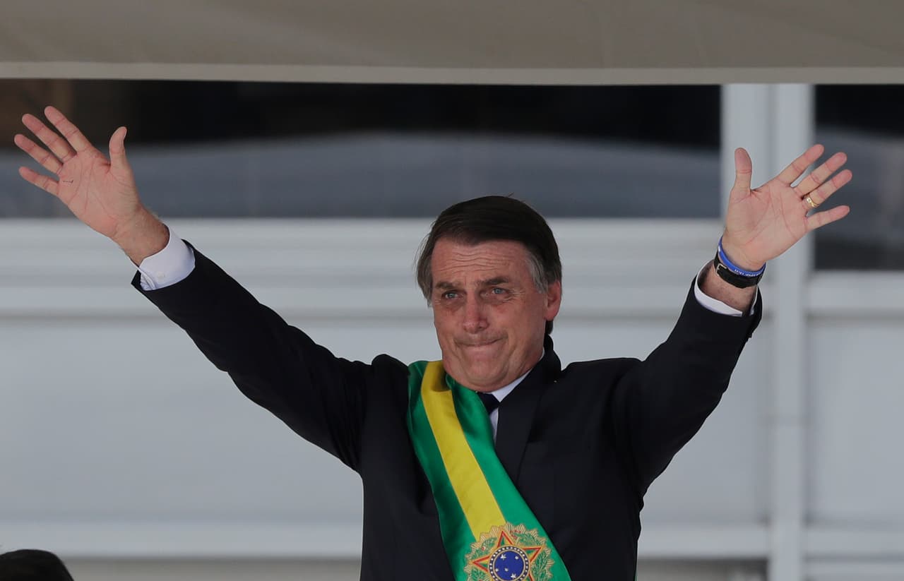 Bolsonaro deja en manos de una hacendada la delimitación de reservas indígenas en Brasil