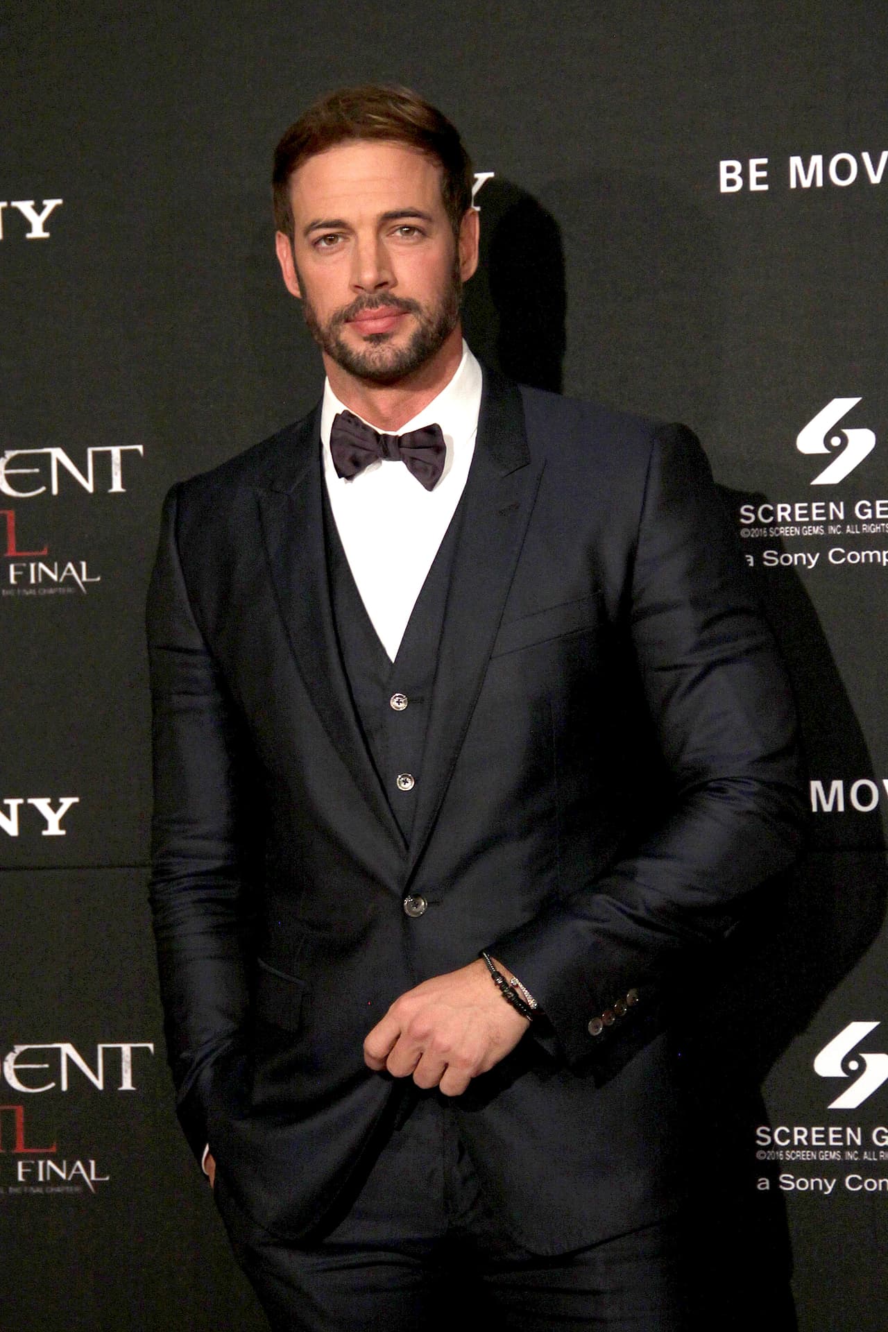 El fotógrafo, cuya identidad no fue revelada, narró paso a paso cómo fue la cobertura que realizaron para captar a la pareja, a pesar de que estos hicieron hasta lo imposible para pasar desapercibidos y evitar ser víctimas de los flashes.