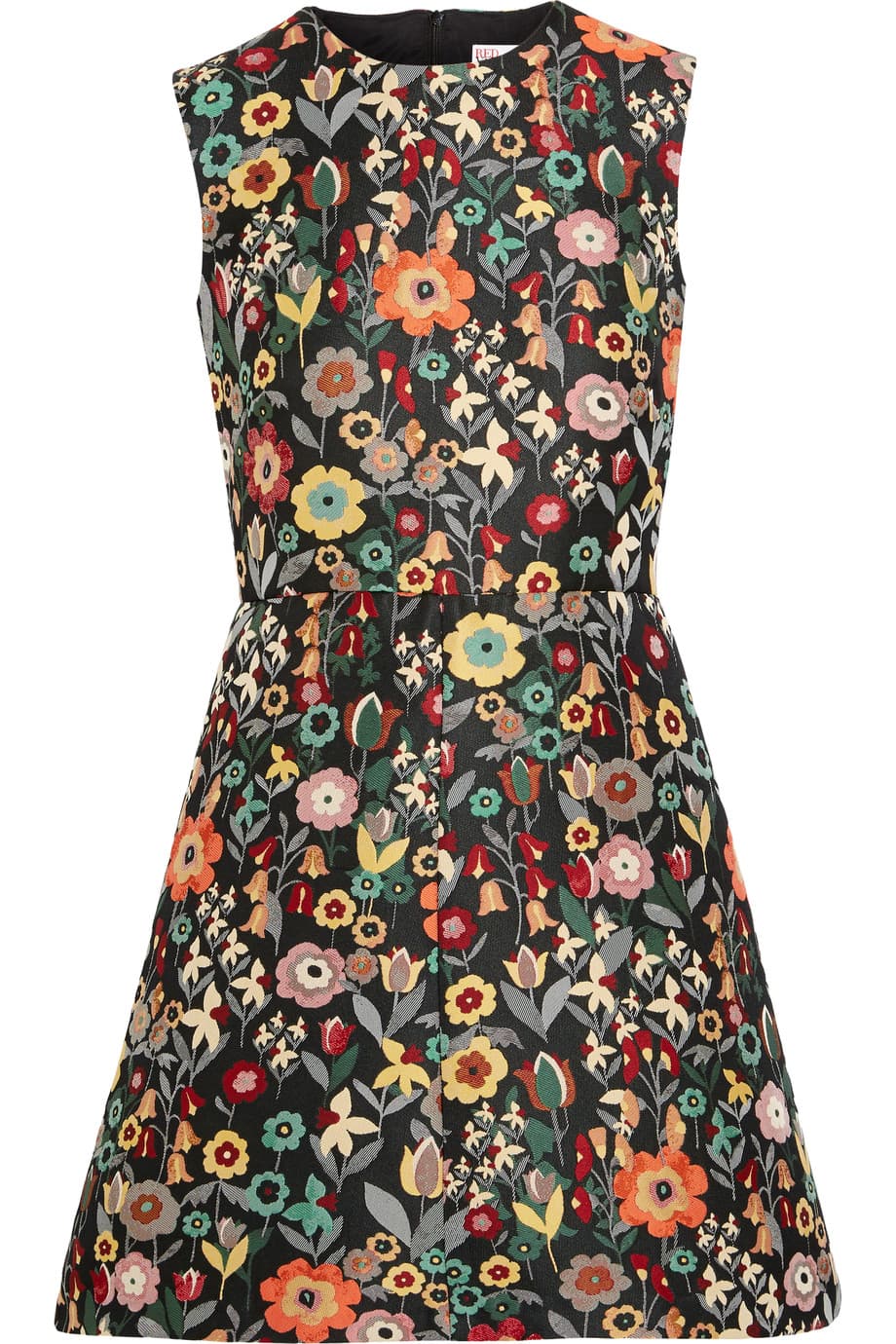 Para las que pudieron escapar de los climas fríos y decidieron ir a pasar esta temporada en tierras más amables, los vestidos de faldas en A, sin mangas y con abundancia de estampados florales son una buena opción. Una inspiración puede ser este vestido de jacquard con silueta de los 60 de Red Valentino.
<br>