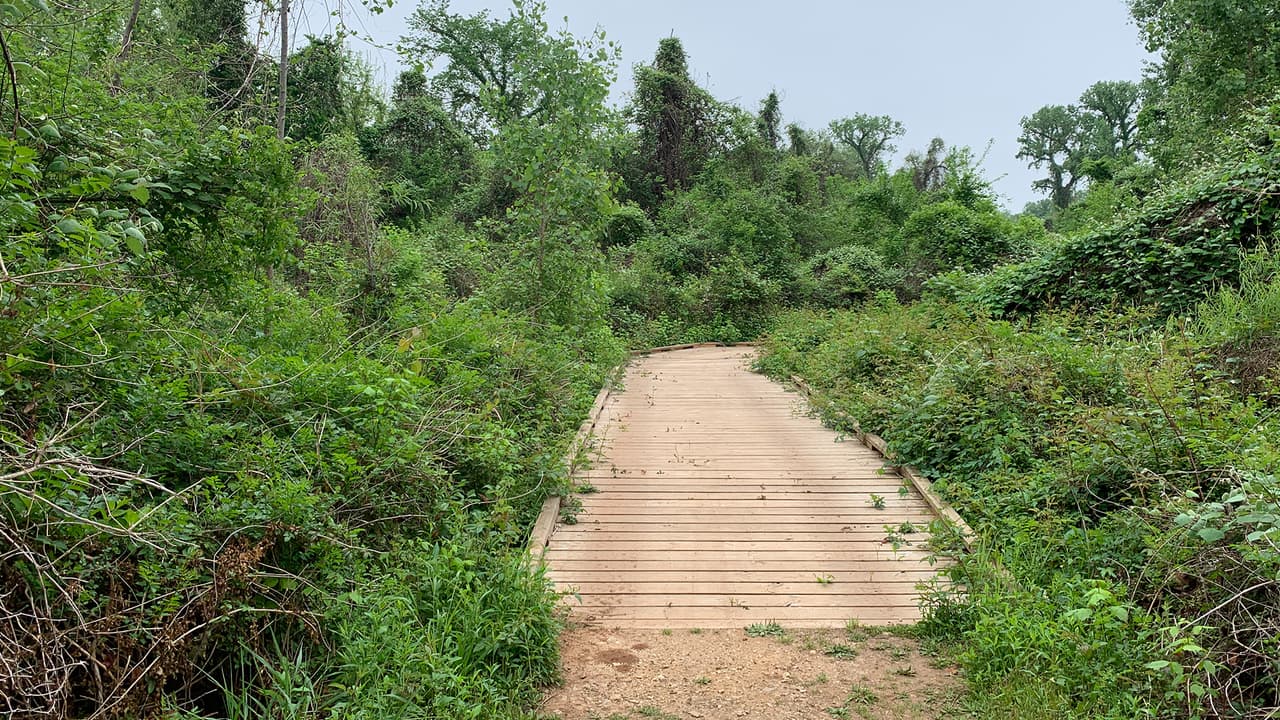 El lugar ideal con senderos para andar en bicicleta, correr o caminar.