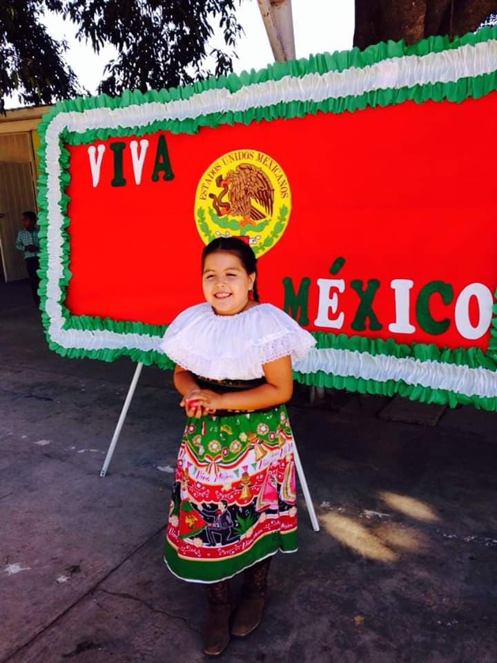 Cuando Miranda tenía seis años de edad tuvo un accidente montando a caballo en La Misión, Baja California, que le destruyó su brazo.