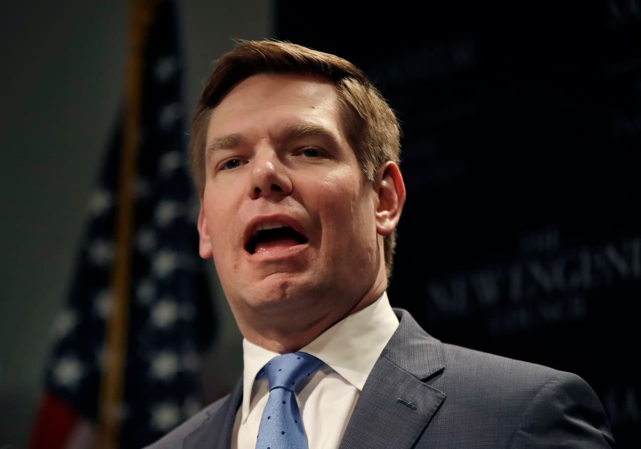 <b>Eric Swalwell. </b>Desde 2013 ocupa el escaño del distrito 15 de California, que corresponde al área de la bahía de San Francisco. Es un duro crítico de la administración Trump y ha enfocado su campaña en la reducción de la violencia y el control de armas en el país.