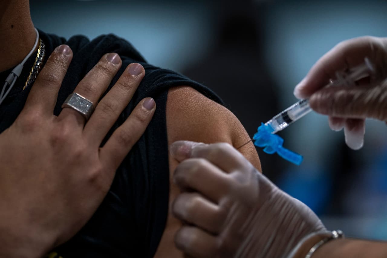 A partir de mañana los mayores de 16 años pueden hacer cita para vacunarse contra el coronavirus