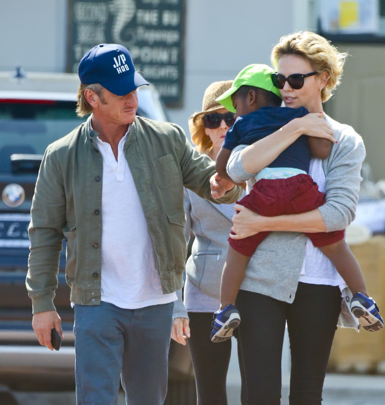 De verdad se notaba que el actor le tenía afecto al niño.