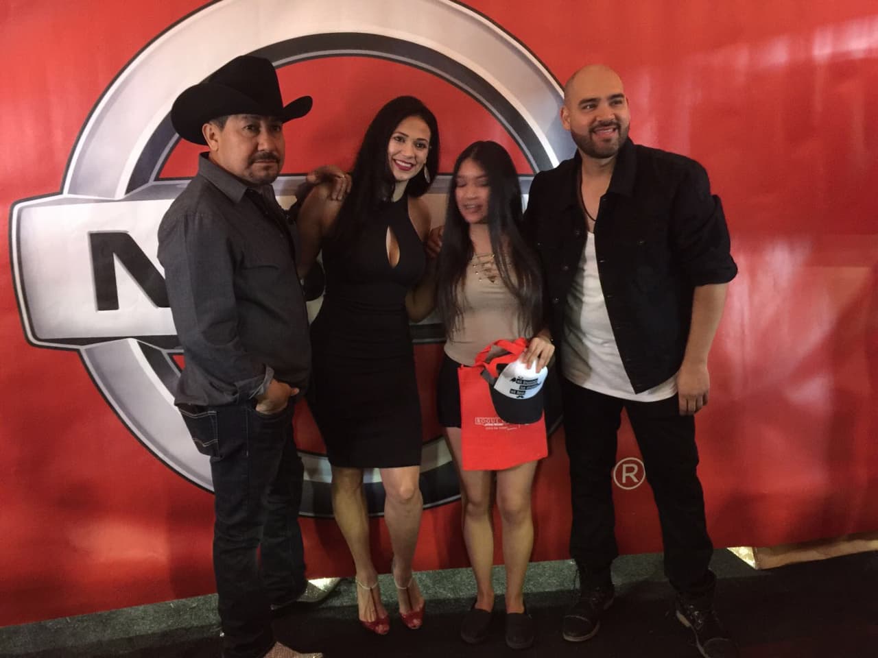 Un día de mucha diversión en el Fair Park de Dallas con El Bueno, La Mala y El Feo.