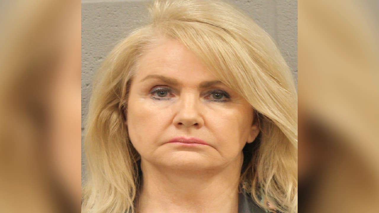 Sospechosa de matar a su esposo sale en libertad tras pagar fianza y reitera que fue un "accidente"