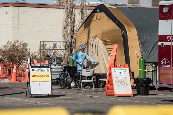 El Paso está bajo una nueva orden de toque de queda y se posiciona como el condado más afectado de Texas 