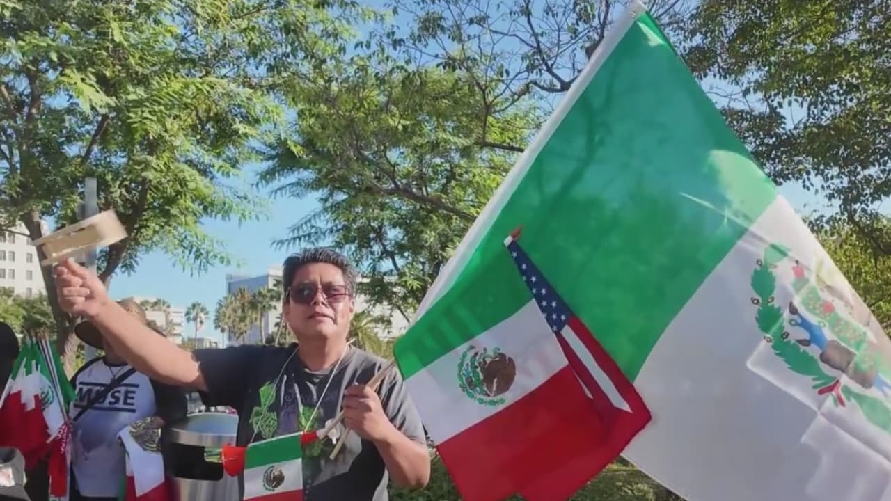 "Esta ciudad se mueve por los mexicanos": así se celebra en Los Ángeles el Grito de Independencia